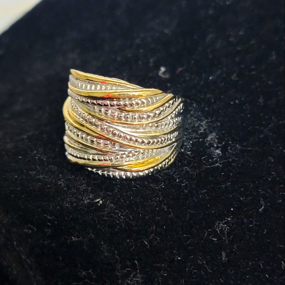 Size 7 gold and silver cocktail ring